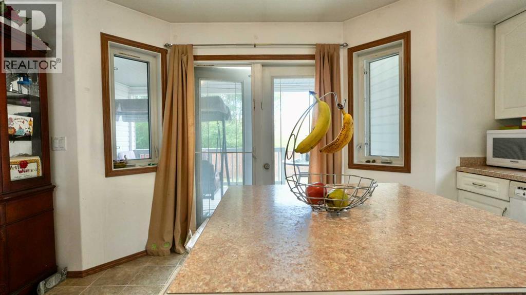 10302 83 Street, Peace River, Alberta  T8S 1Y1 - Photo 24 - A2279748