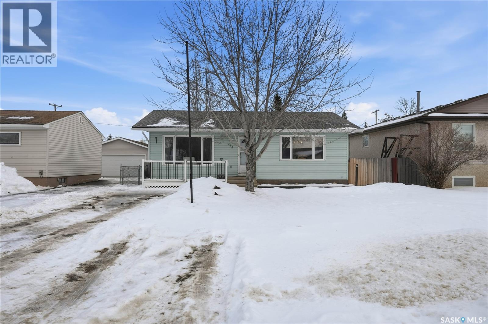 119 5th Street, Pilot Butte, Saskatchewan  S0C 3Z0 - Photo 2 - SK026857