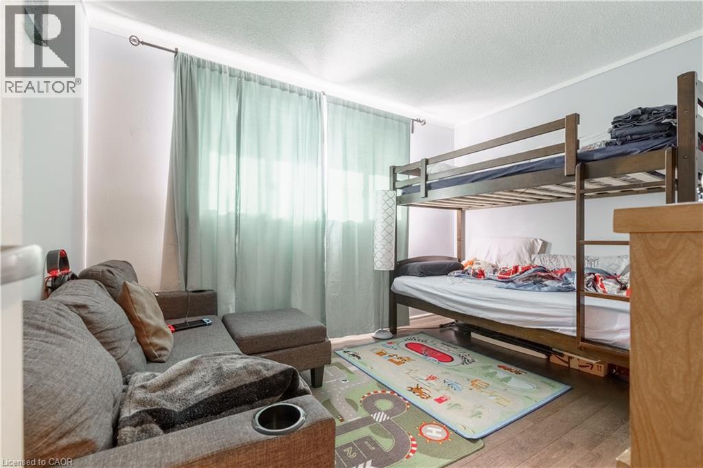 125 Limeridge Road W, Hamilton, Ontario  L9C 2V3 - Photo 21 - 40799037