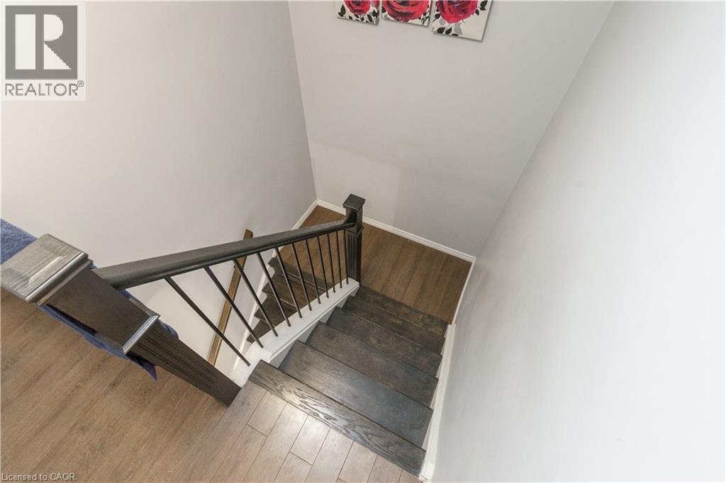 125 Limeridge Road W, Hamilton, Ontario  L9C 2V3 - Photo 22 - 40799037