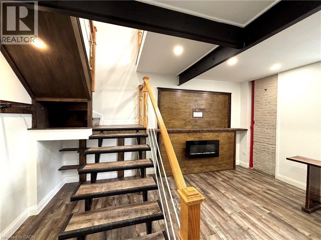 7 Foundry Street Unit# 13, Dundas, Ontario  L9H 1T9 - Photo 1 - 40798765