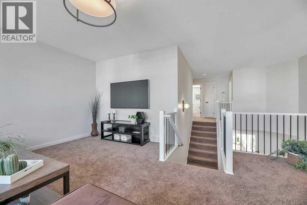 225 Discovery Ridge Way Sw, Calgary, Alberta  T3H 5G2 - Photo 25 - A2278862