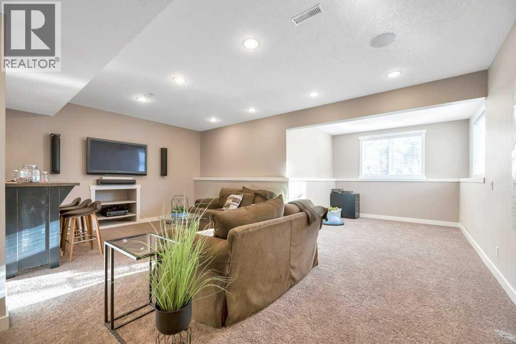 225 Discovery Ridge Way Sw, Calgary, Alberta  T3H 5G2 - Photo 36 - A2278862