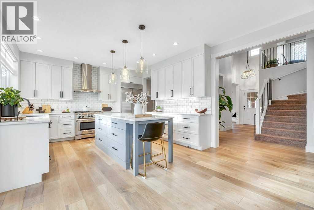 225 Discovery Ridge Way Sw, Calgary, Alberta  T3H 5G2 - Photo 8 - A2278862