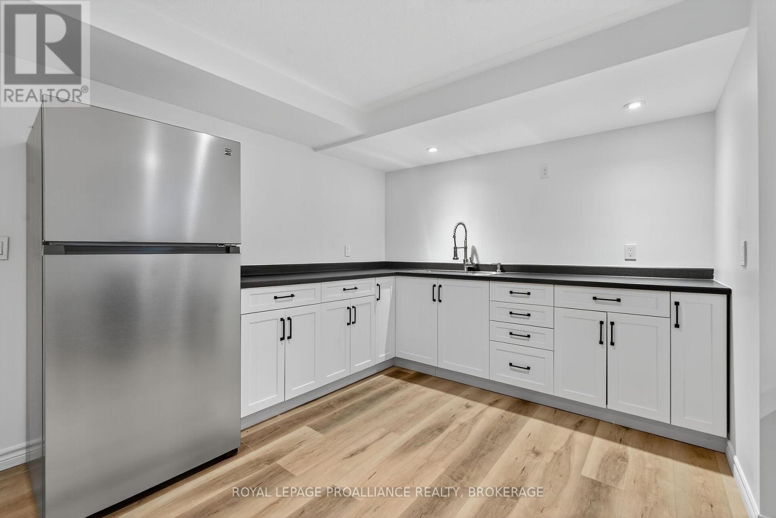 1974 Geology Trail, Kingston, Ontario  K7M 9H5 - Photo 30 - X12702824