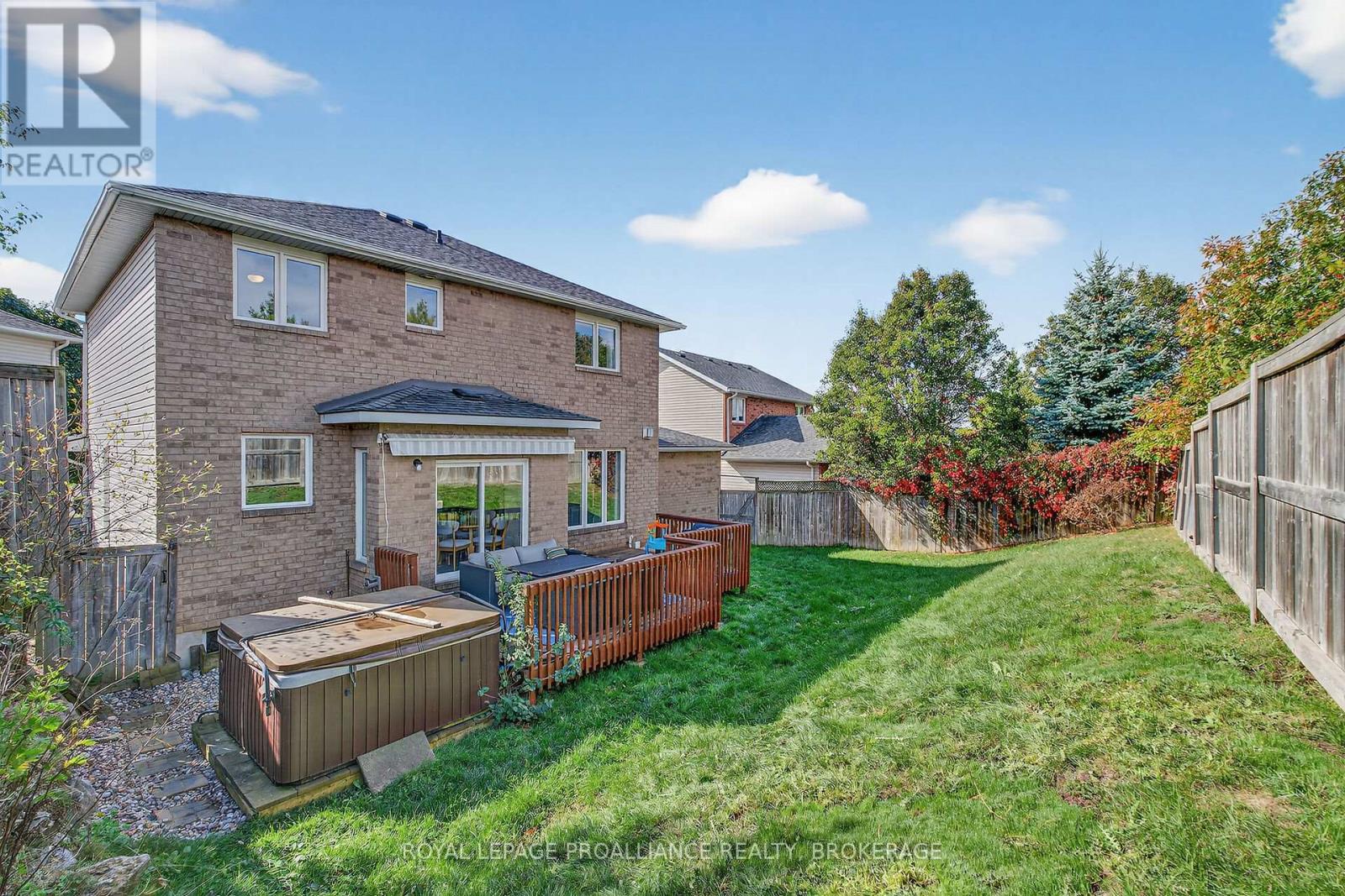 1974 Geology Trail, Kingston, Ontario  K7M 9H5 - Photo 33 - X12702824