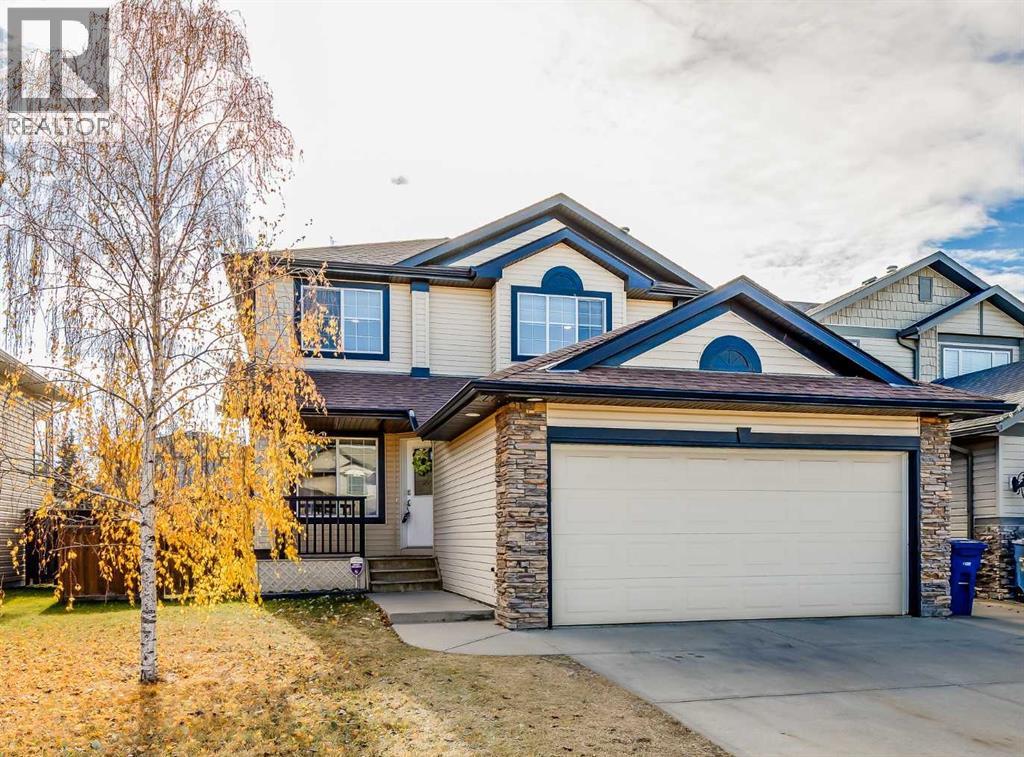 208 Fairways Bay NW, Airdrie, Alberta
