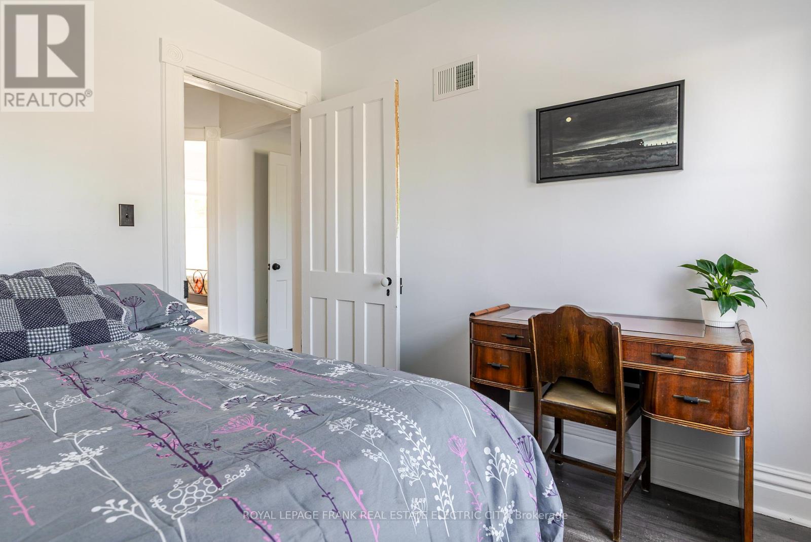 193 Lake Street, Peterborough, Ontario K9J 2H4 - Photo 26 - X12703064