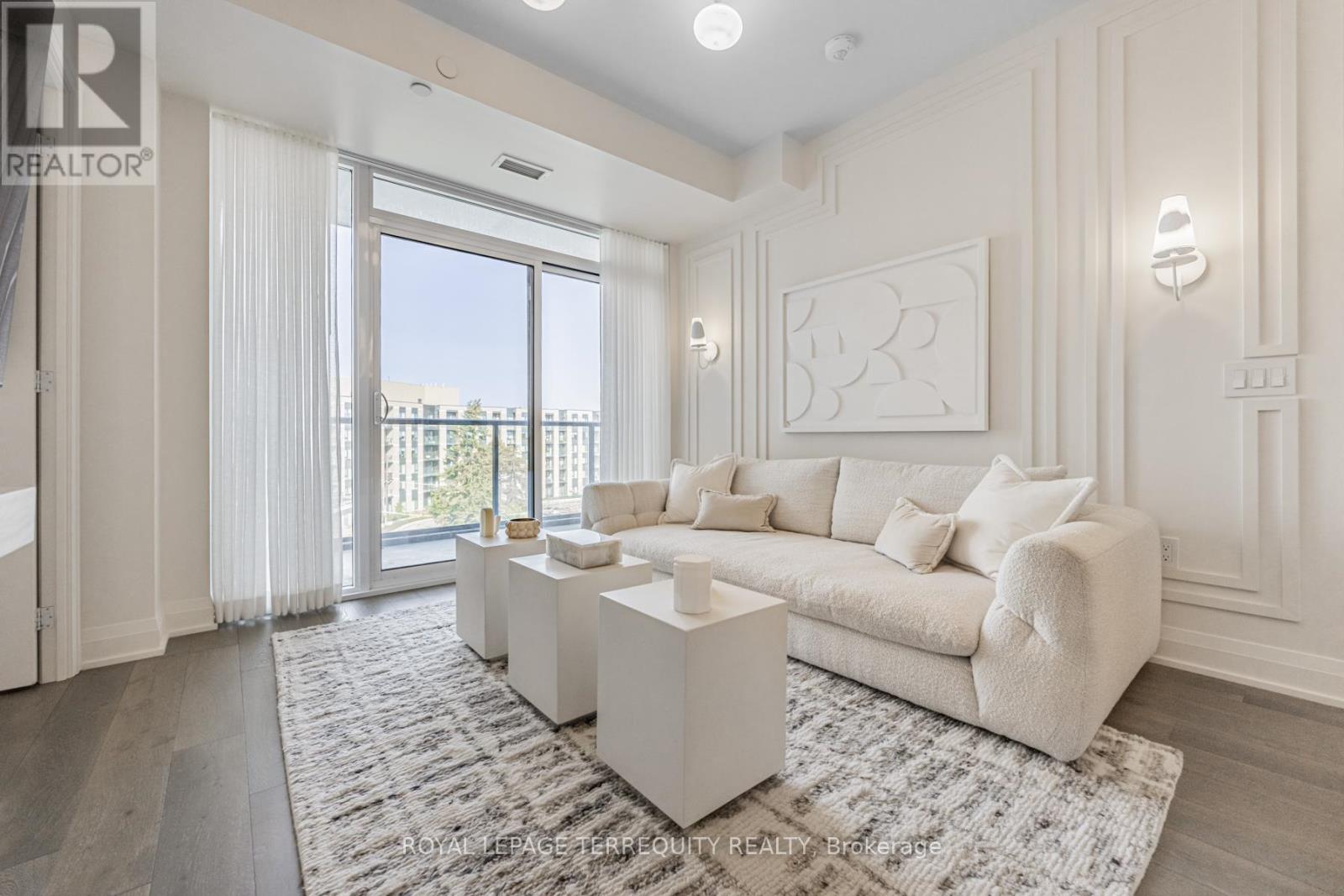 501 - 293 The Kingsway, Toronto, Ontario  M9A 0E8 - Photo 6 - W12702670