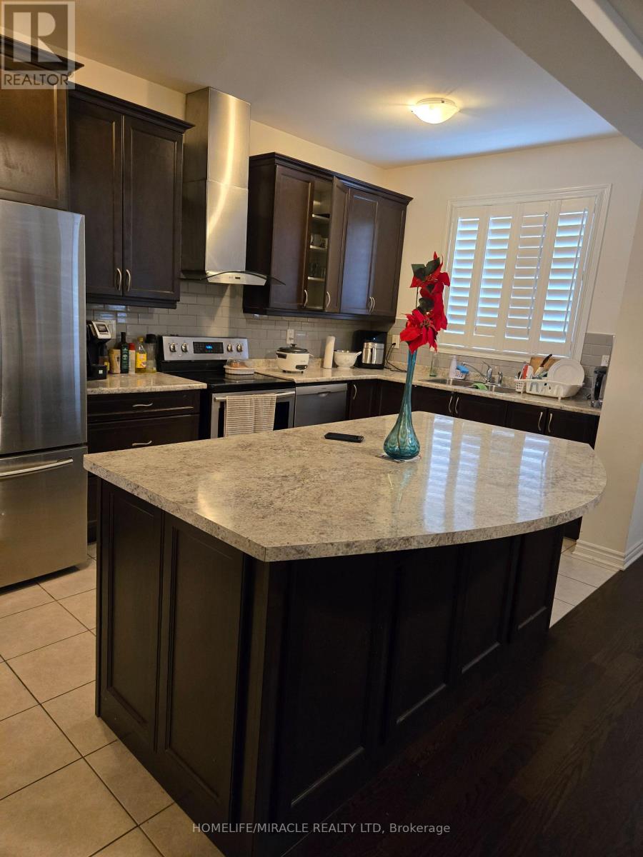 1284 Leger Way, Milton, Ontario  L9E 1C9 - Photo 10 - W12702674