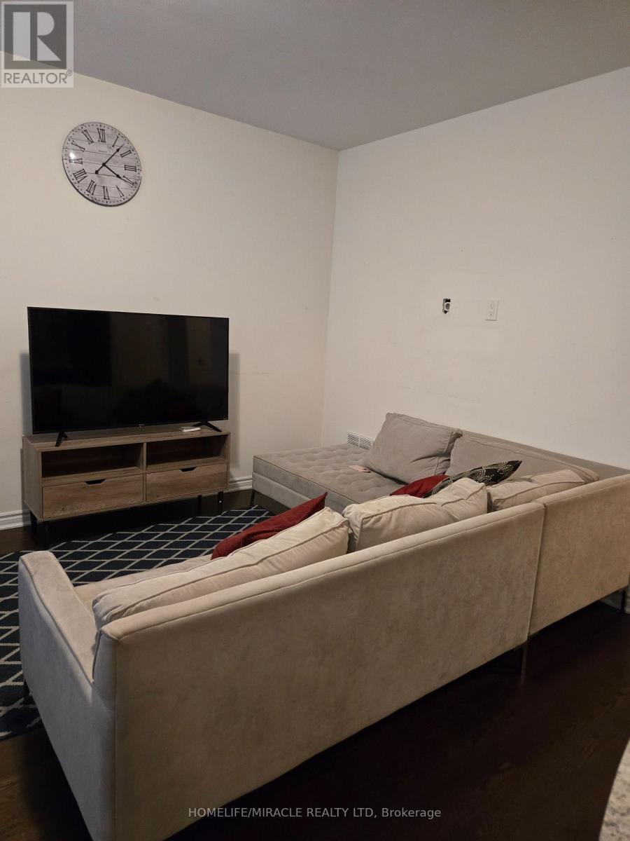 1284 Leger Way, Milton, Ontario  L9E 1C9 - Photo 16 - W12702674