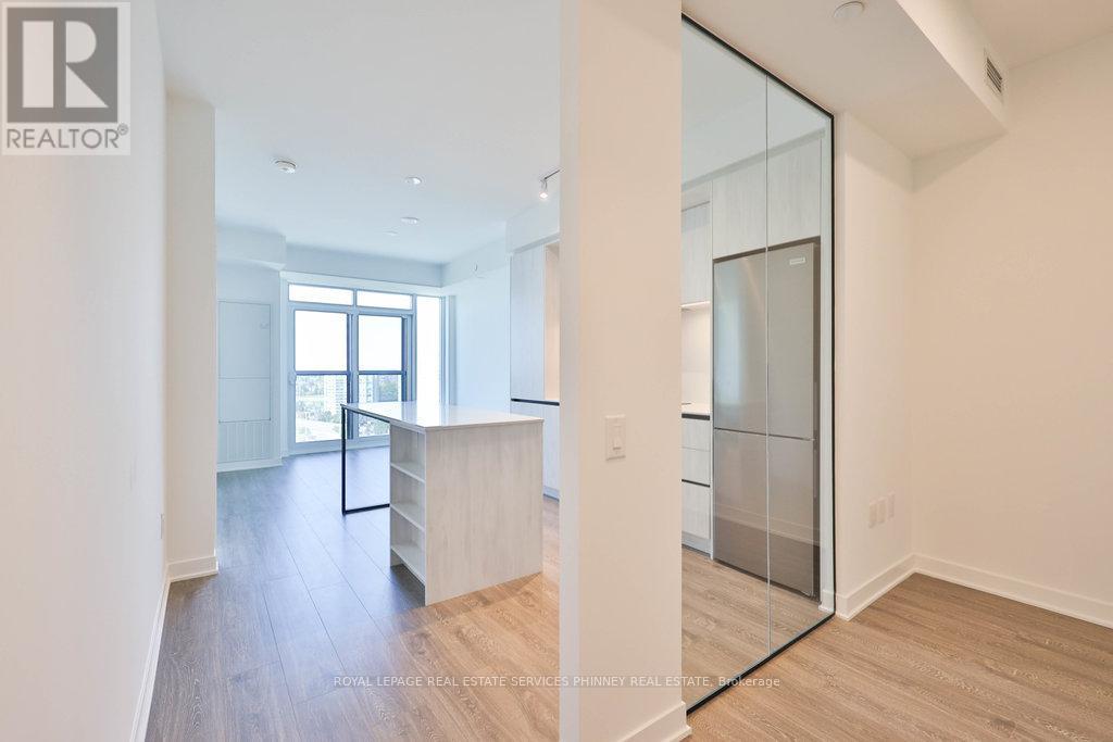 1507 - 2495 Eglinton Avenue W, Mississauga, Ontario  L5M 2V8 - Photo 6 - W12702688