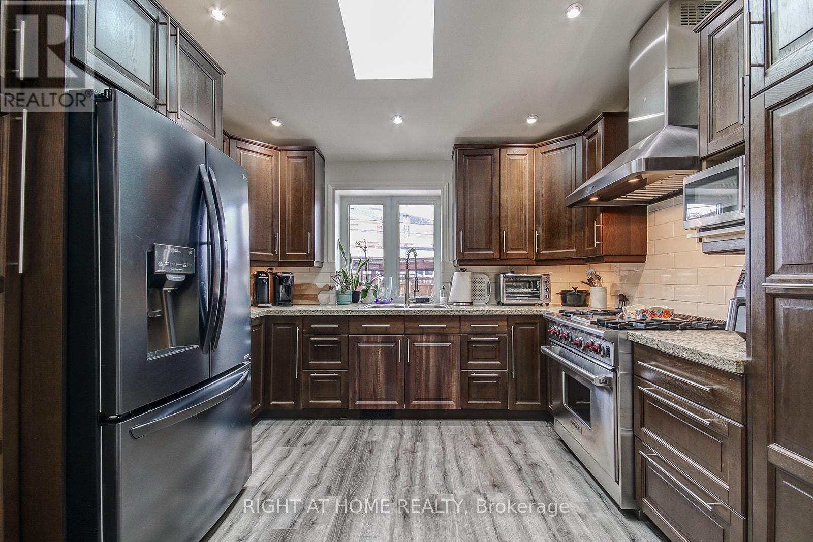 16 Allenby Avenue, Toronto, Ontario  M9W 1S4 - Photo 17 - W12702700