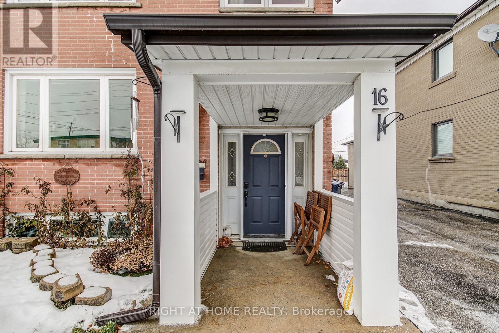 16 Allenby Avenue, Toronto, Ontario  M9W 1S4 - Photo 2 - W12702700