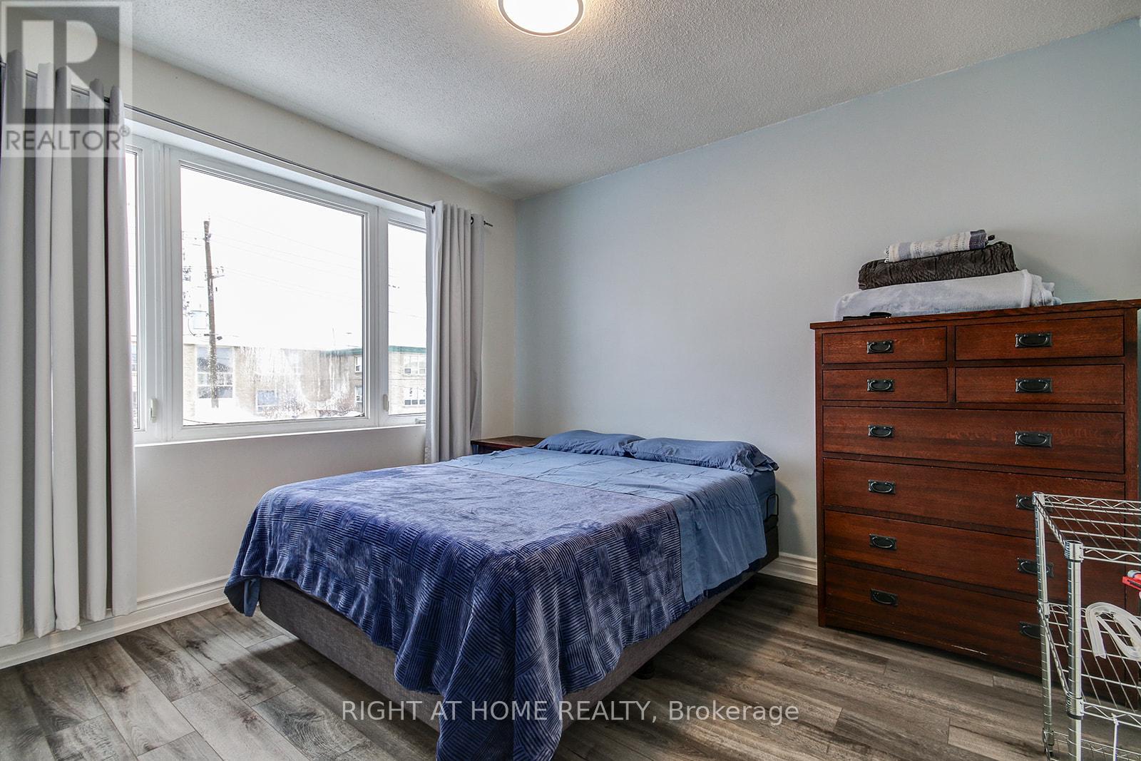 16 Allenby Avenue, Toronto, Ontario  M9W 1S4 - Photo 27 - W12702700