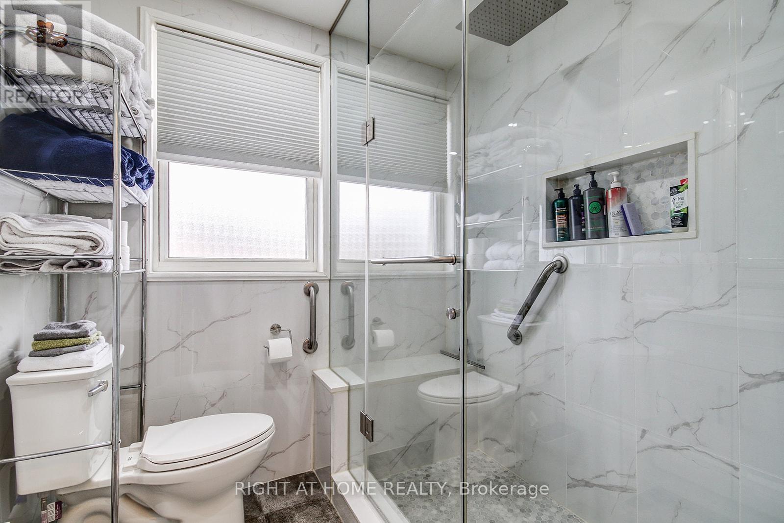 16 Allenby Avenue, Toronto, Ontario  M9W 1S4 - Photo 32 - W12702700