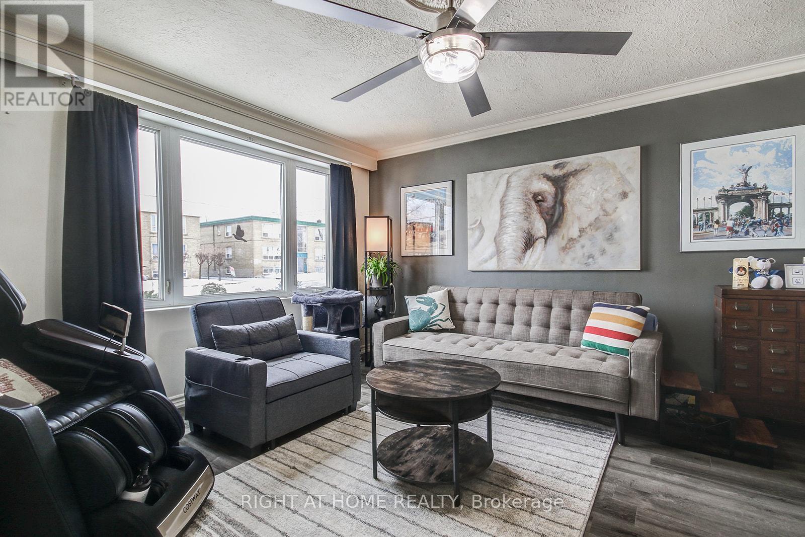 16 Allenby Avenue, Toronto, Ontario  M9W 1S4 - Photo 5 - W12702700