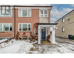 UPPER - 16 ALLENBY AVENUE, Toronto, Ontario