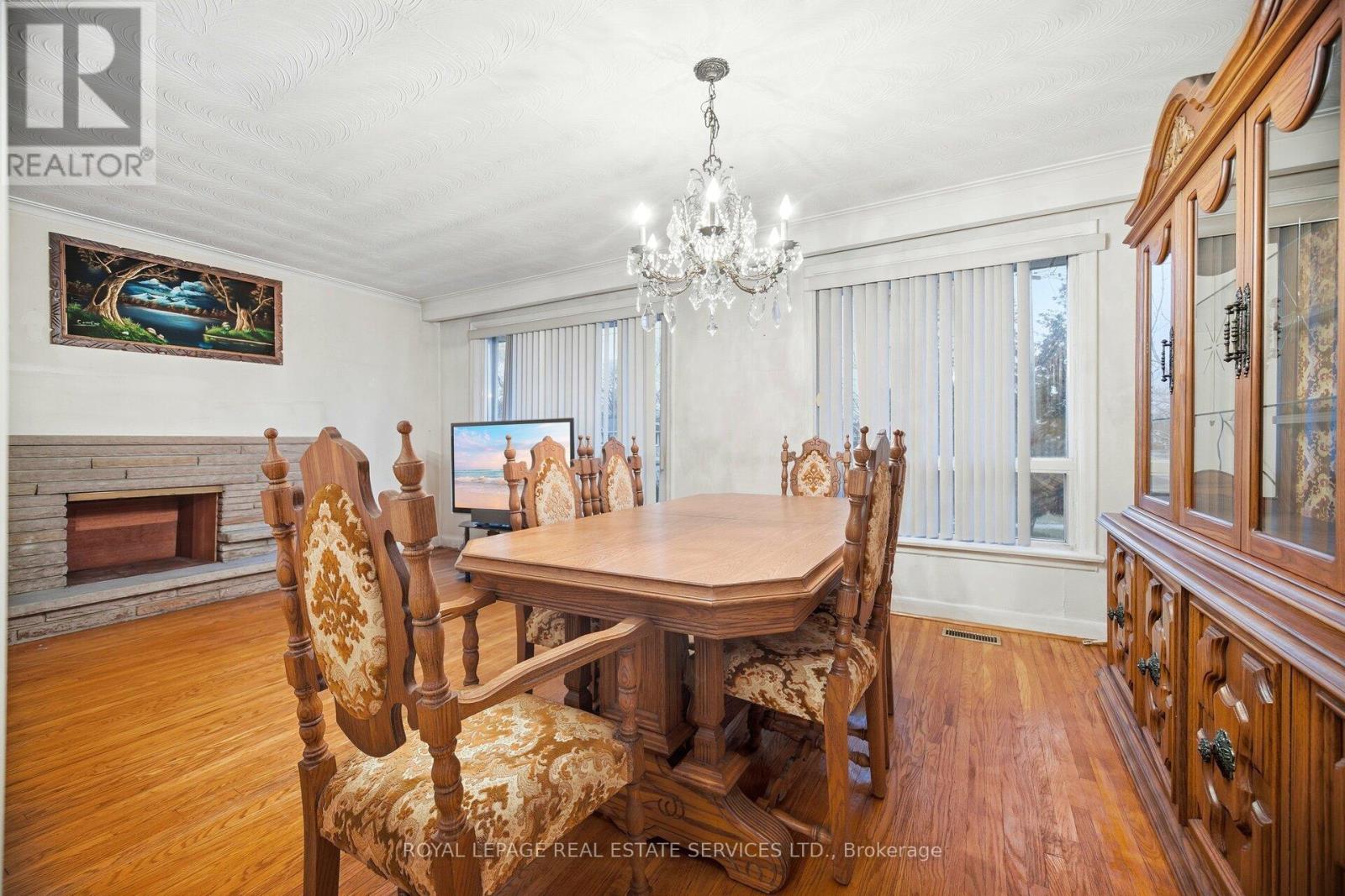 15 Stevenharris Drive, Toronto, Ontario  M9C 1T9 - Photo 16 - W12702714