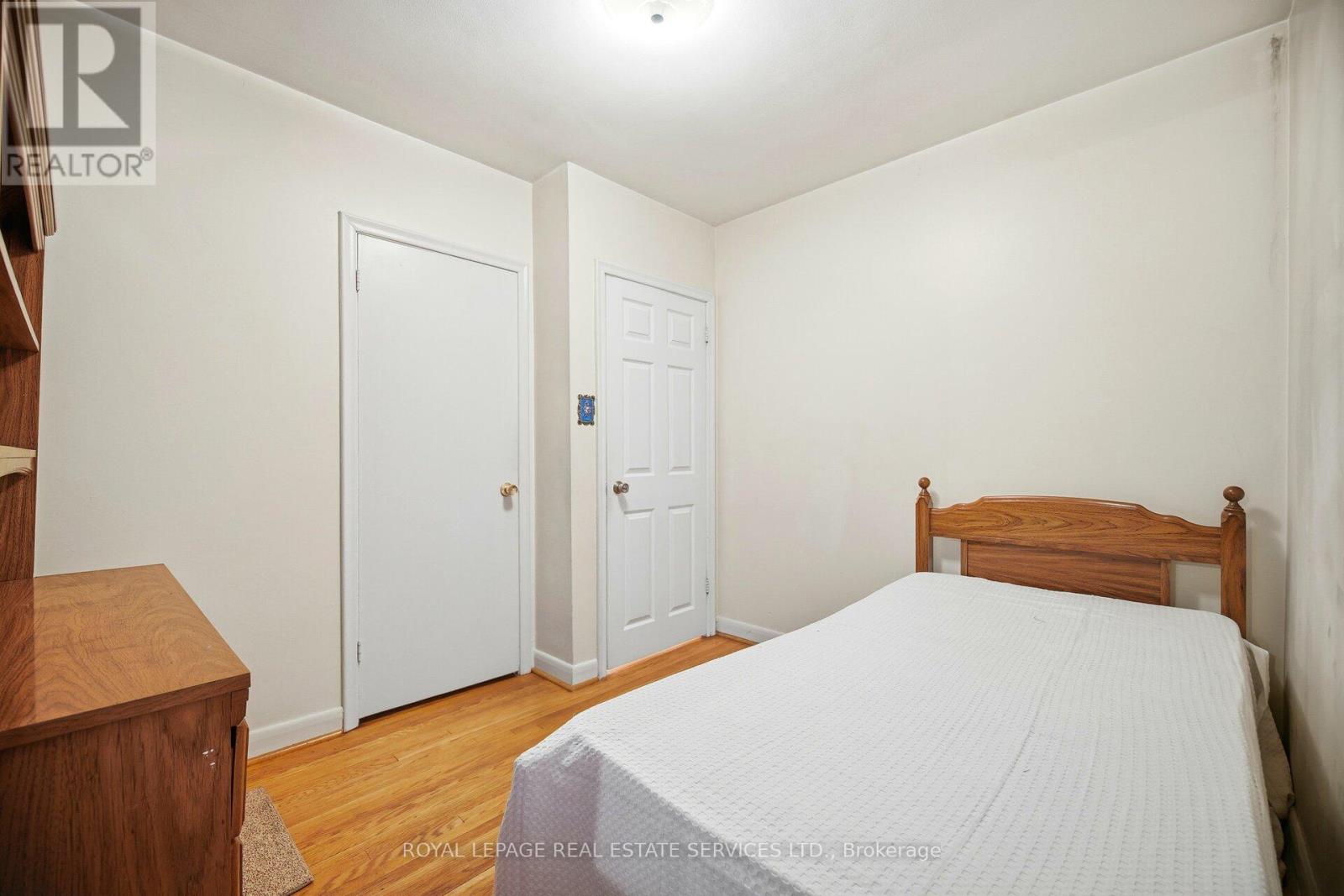 15 Stevenharris Drive, Toronto, Ontario  M9C 1T9 - Photo 32 - W12702714