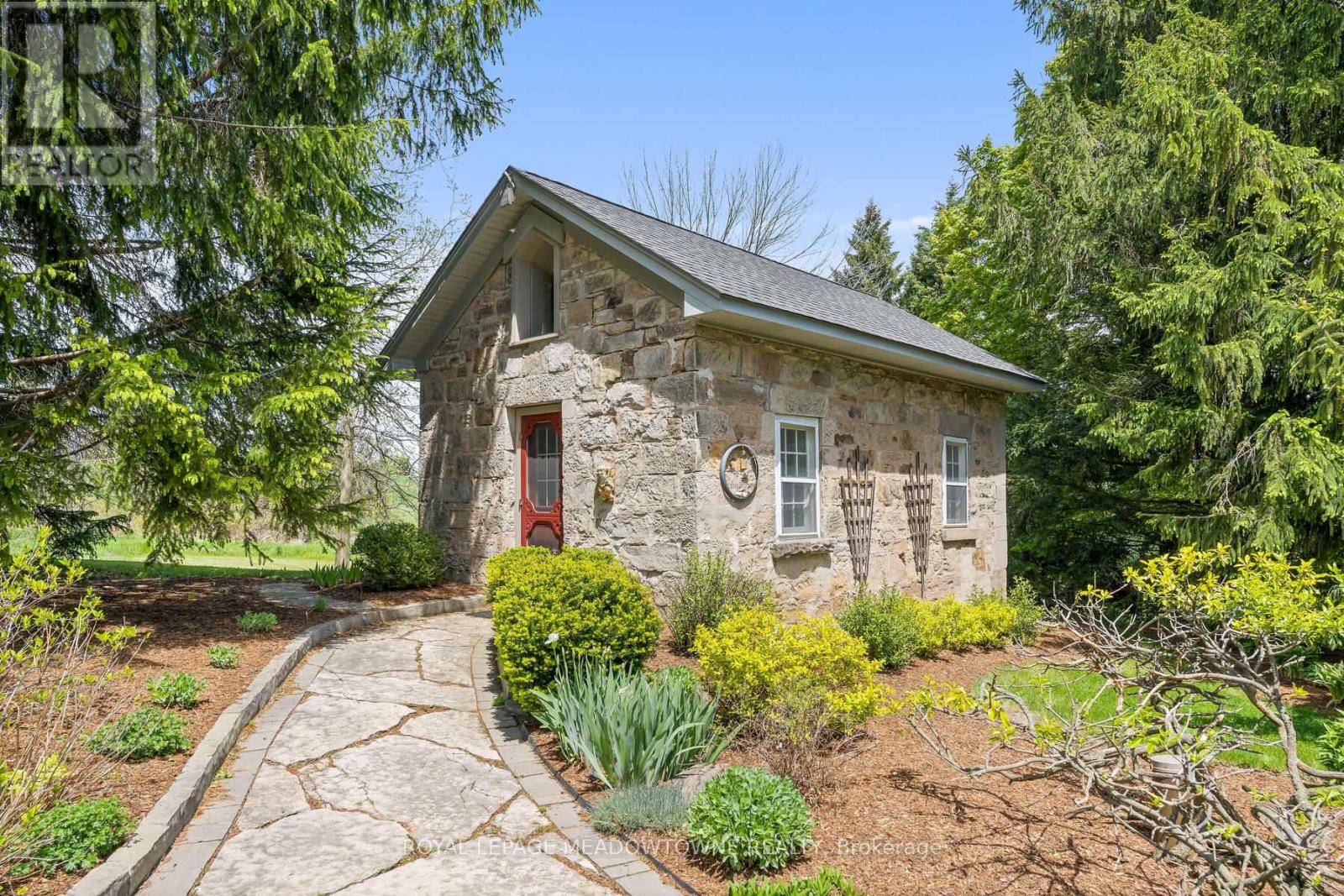 10319 15 Side Road, Halton Hills, Ontario  L7G 4S6 - Photo 34 - W12702718