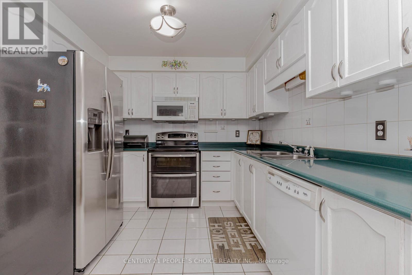 100 Blue Spruce Street, Brampton, Ontario  L6R 1C3 - Photo 14 - W12702782