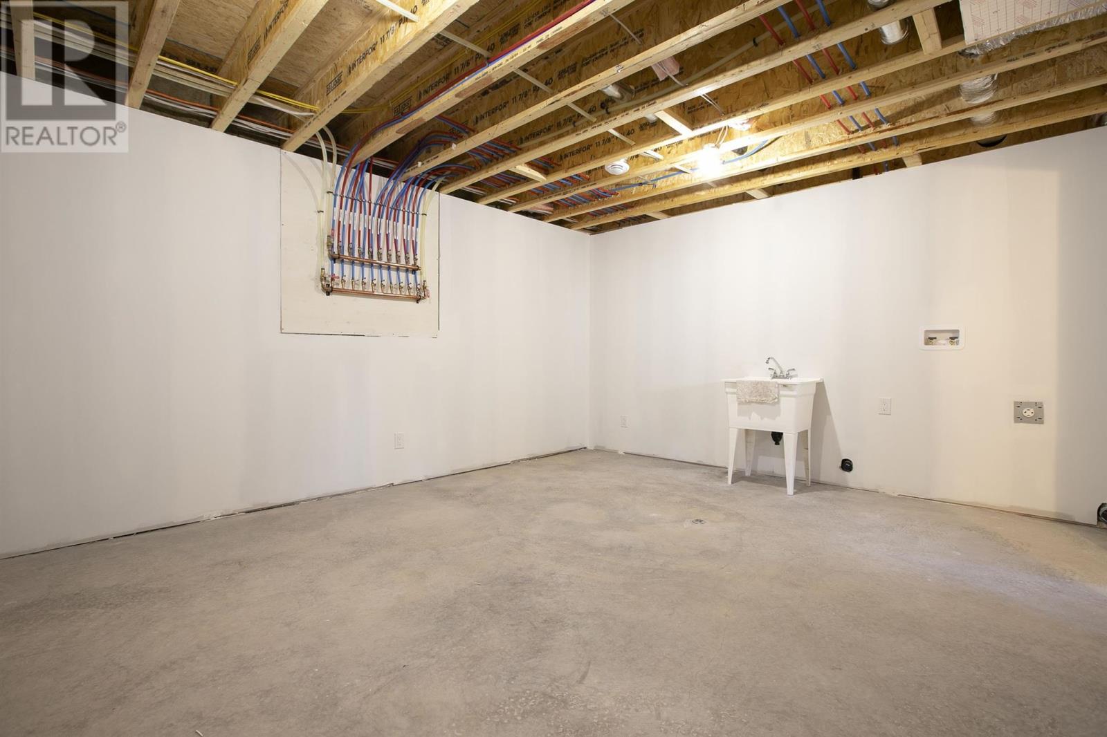 28 Noah Dr, Sault Ste. Marie, Ontario  P6C 6E6 - Photo 46 - SM260118