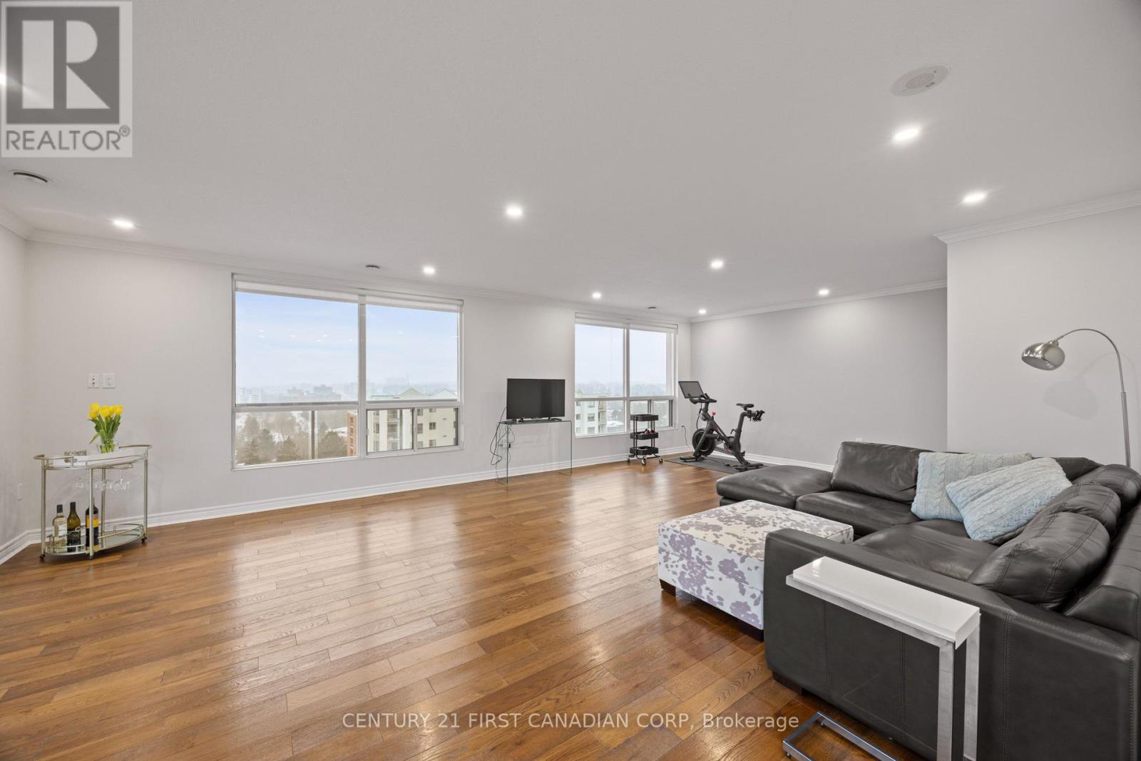 Photo 18 of 47 for 1104 - 353 Commissioners Road W