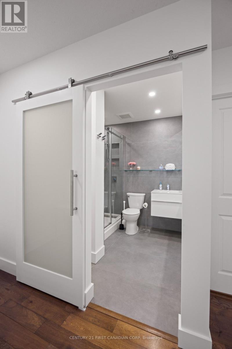 Photo 29 of 47 for 1104 - 353 Commissioners Road W