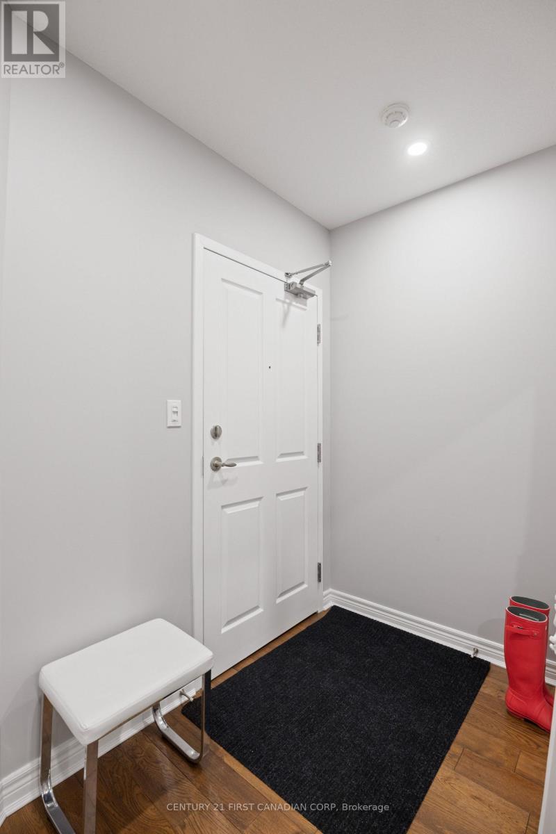 Photo 7 of 47 for 1104 - 353 Commissioners Road W