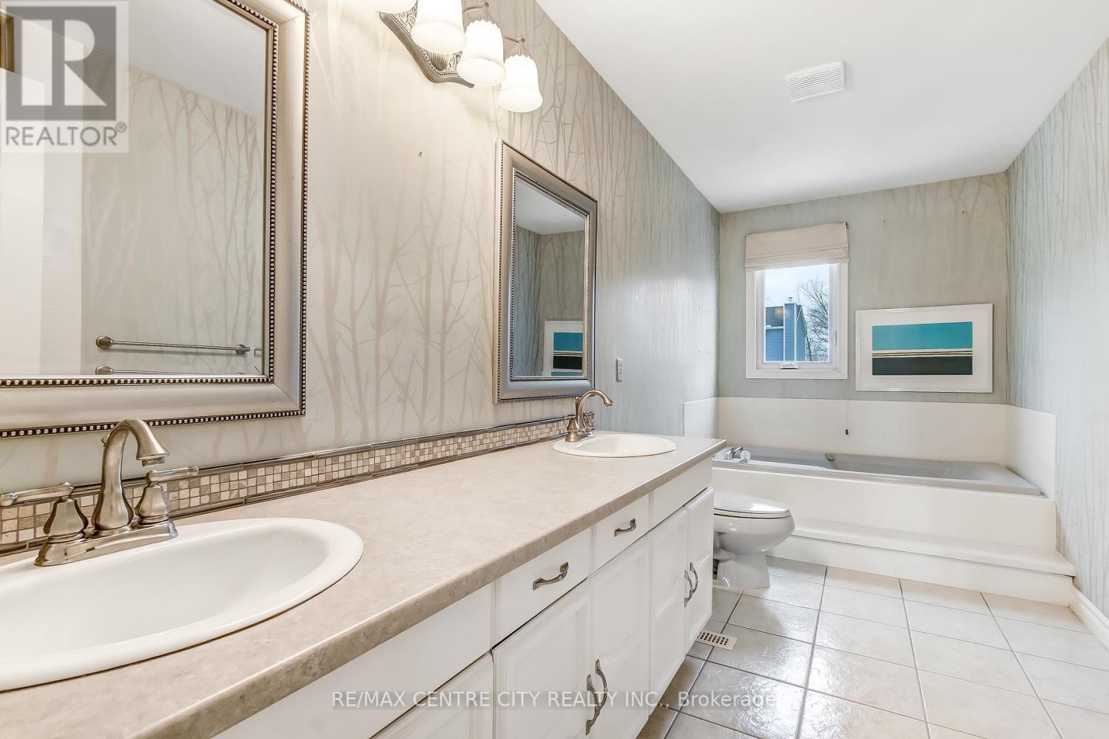 47 - 374 Front Street, Central Elgin, Ontario  N5L 1G1 - Photo 20 - X12702918