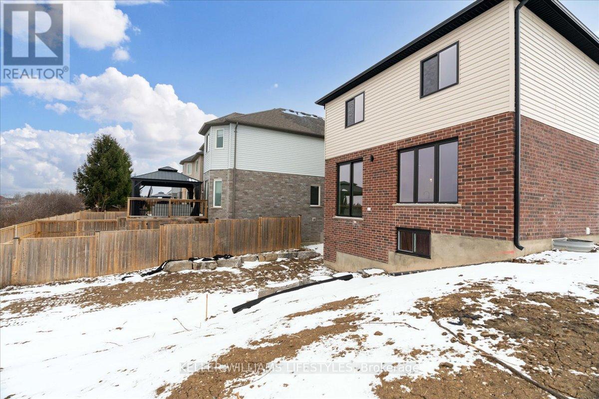 4334 Lismer Lane, London South, Ontario  N6L 0E2 - Photo 35 - X12702978