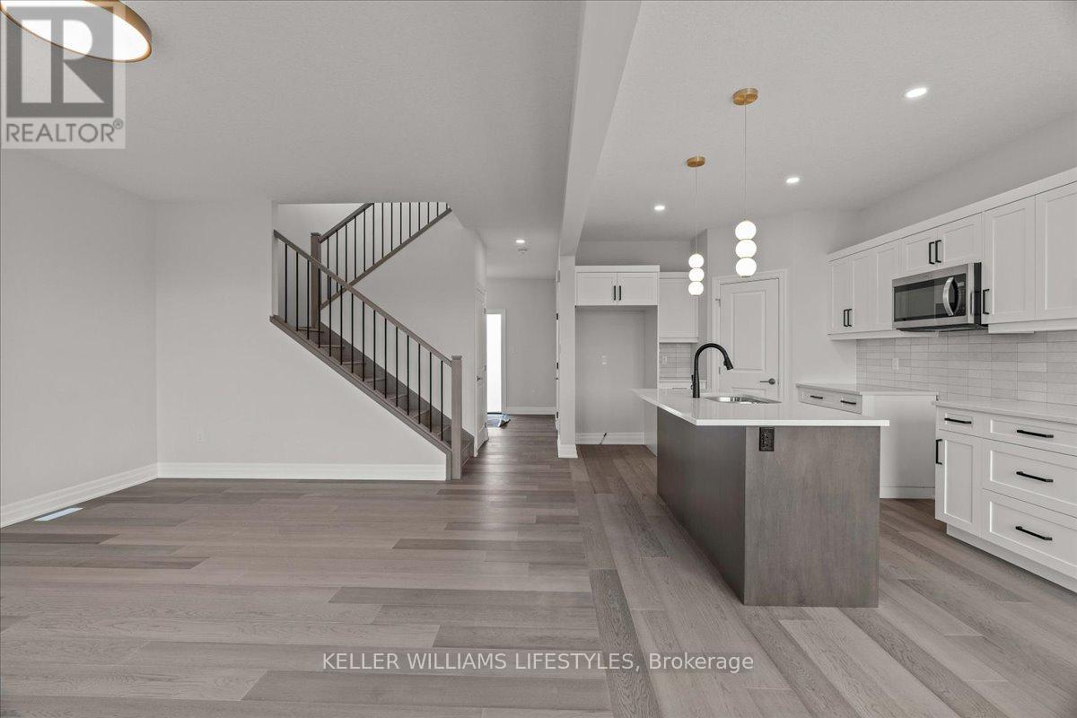 4348 Lismer Lane, London South, Ontario  N6L 0E2 - Photo 10 - X12702980