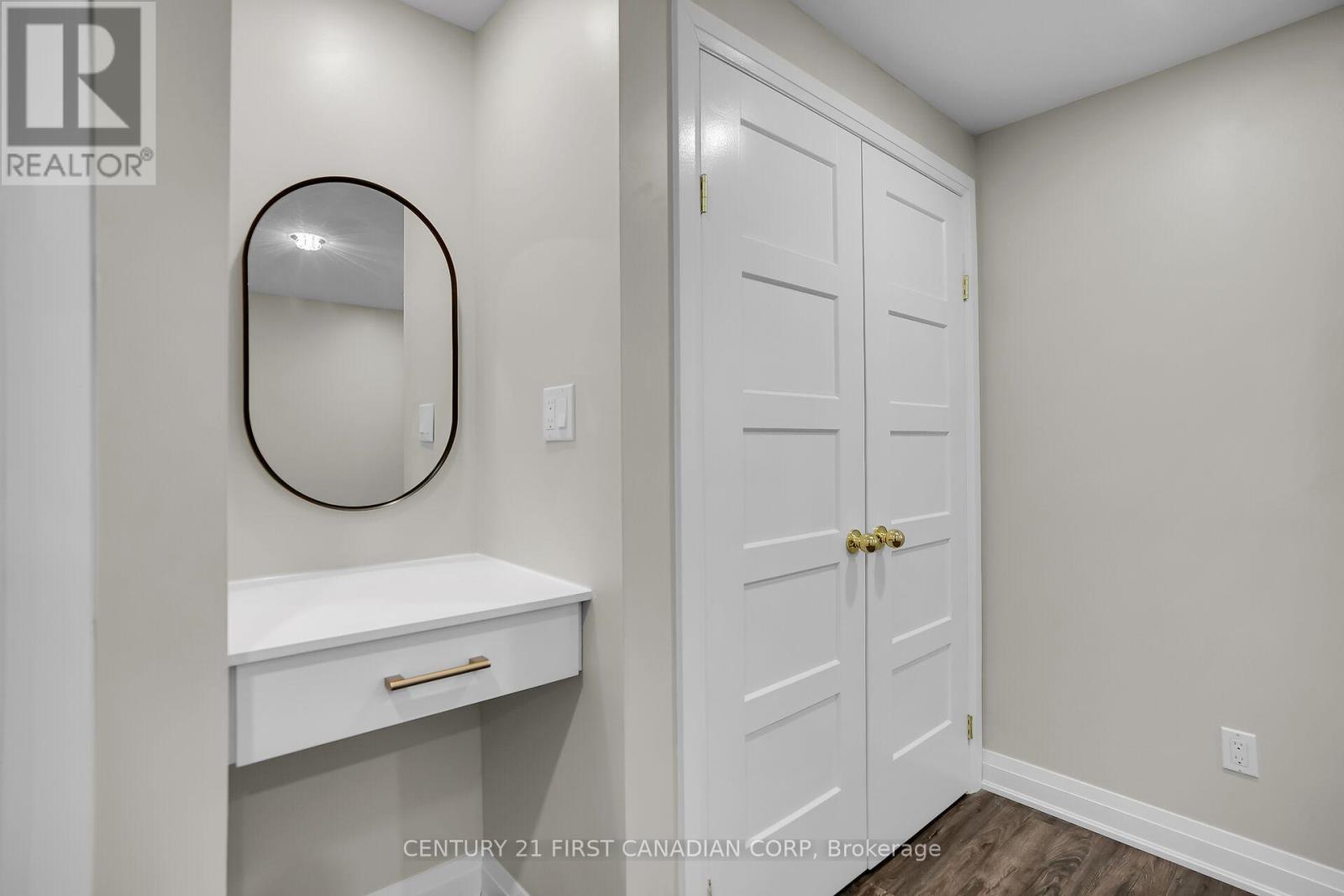 1046 Jalna Boulevard, London South, Ontario  N6E 2M1 - Photo 24 - X12702984