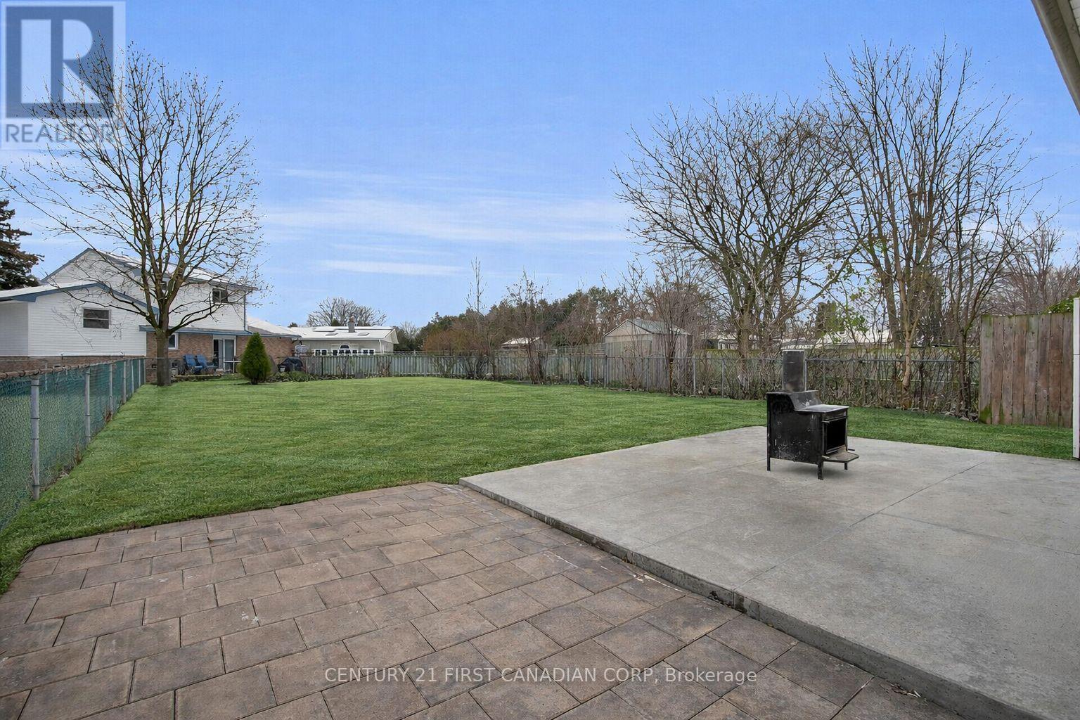 1046 Jalna Boulevard, London South, Ontario  N6E 2M1 - Photo 30 - X12702984