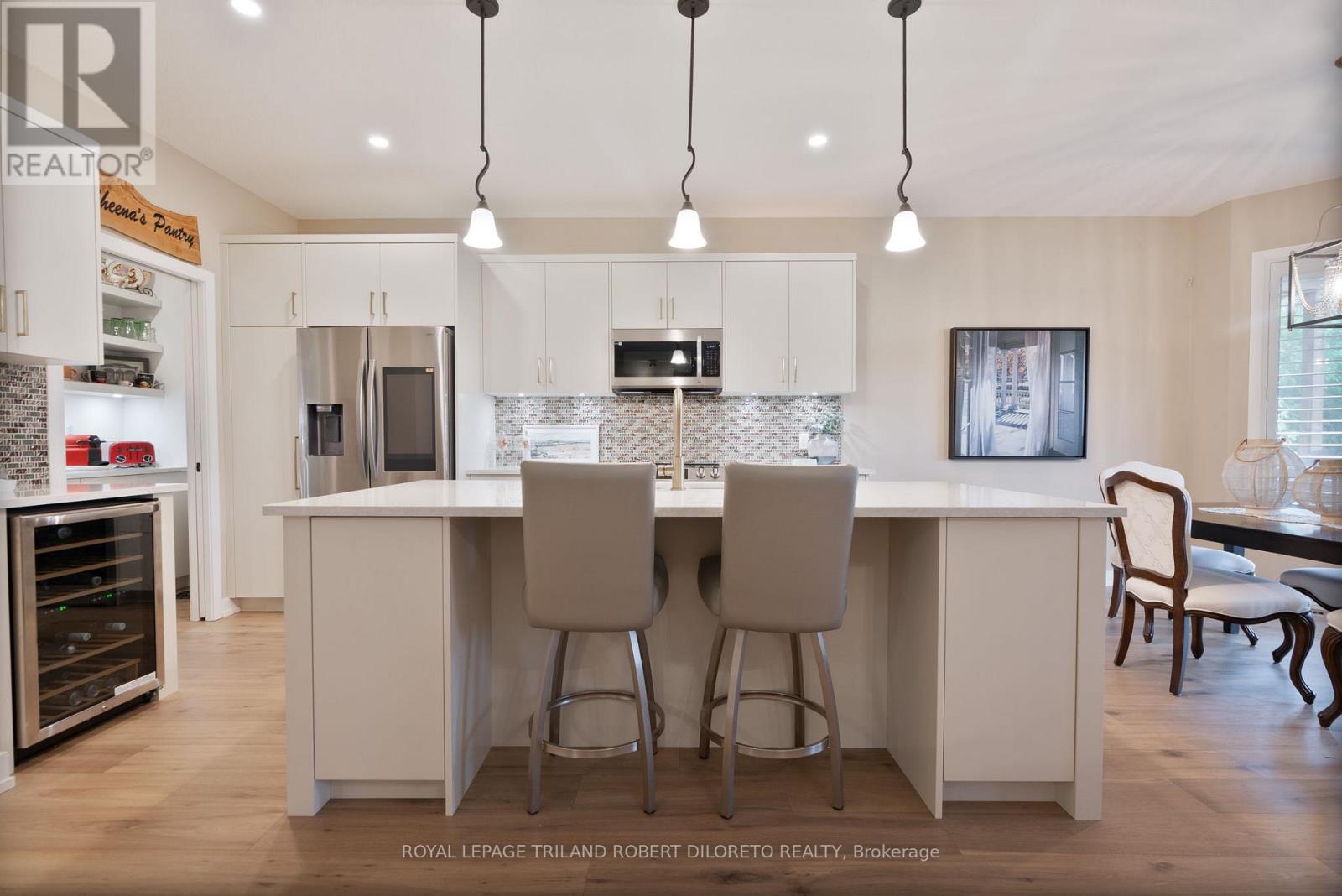 1608 Ed Ervasti Lane, London South, Ontario  N6K 5R7 - Photo 11 - X12703000