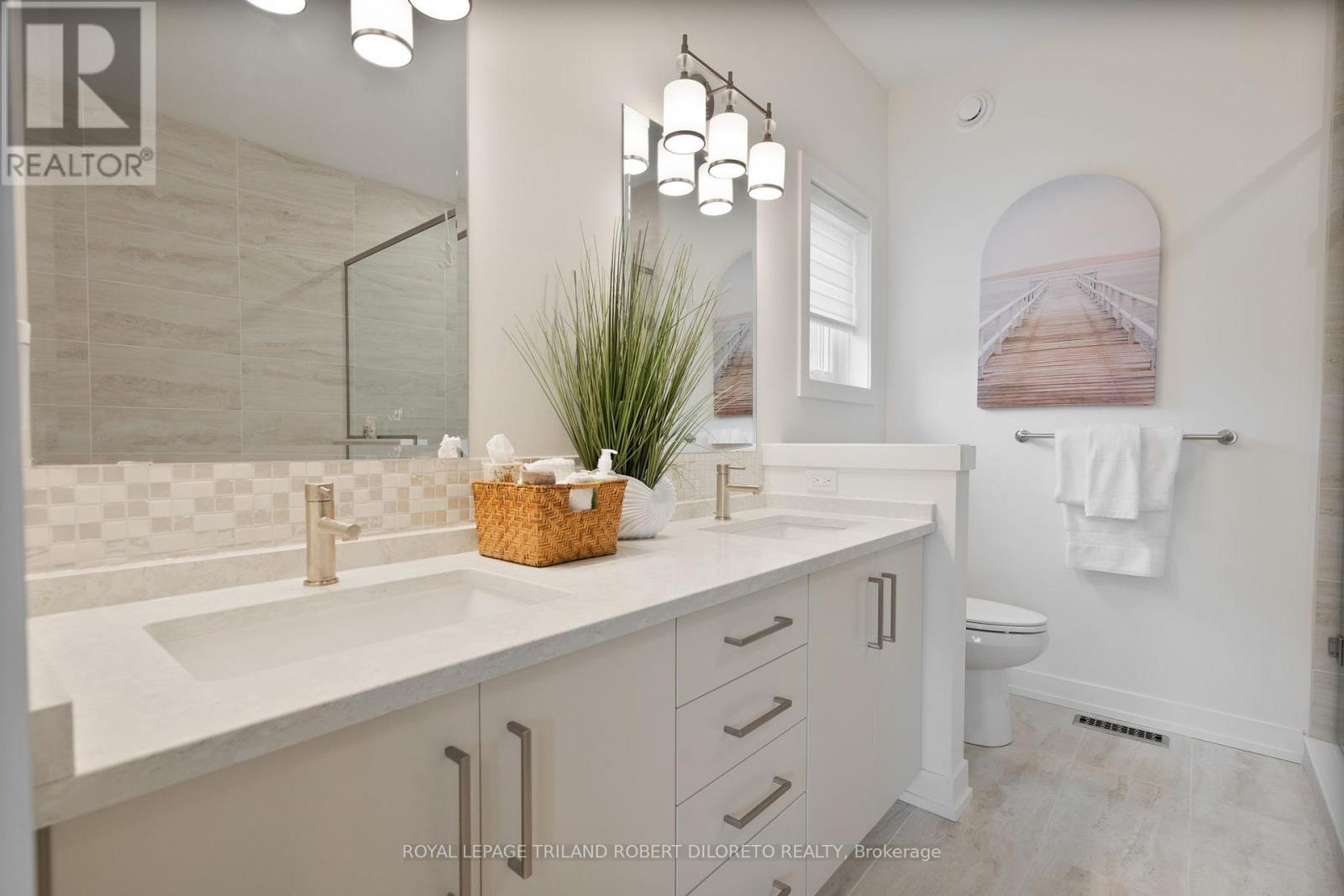 1608 Ed Ervasti Lane, London South, Ontario  N6K 5R7 - Photo 19 - X12703000