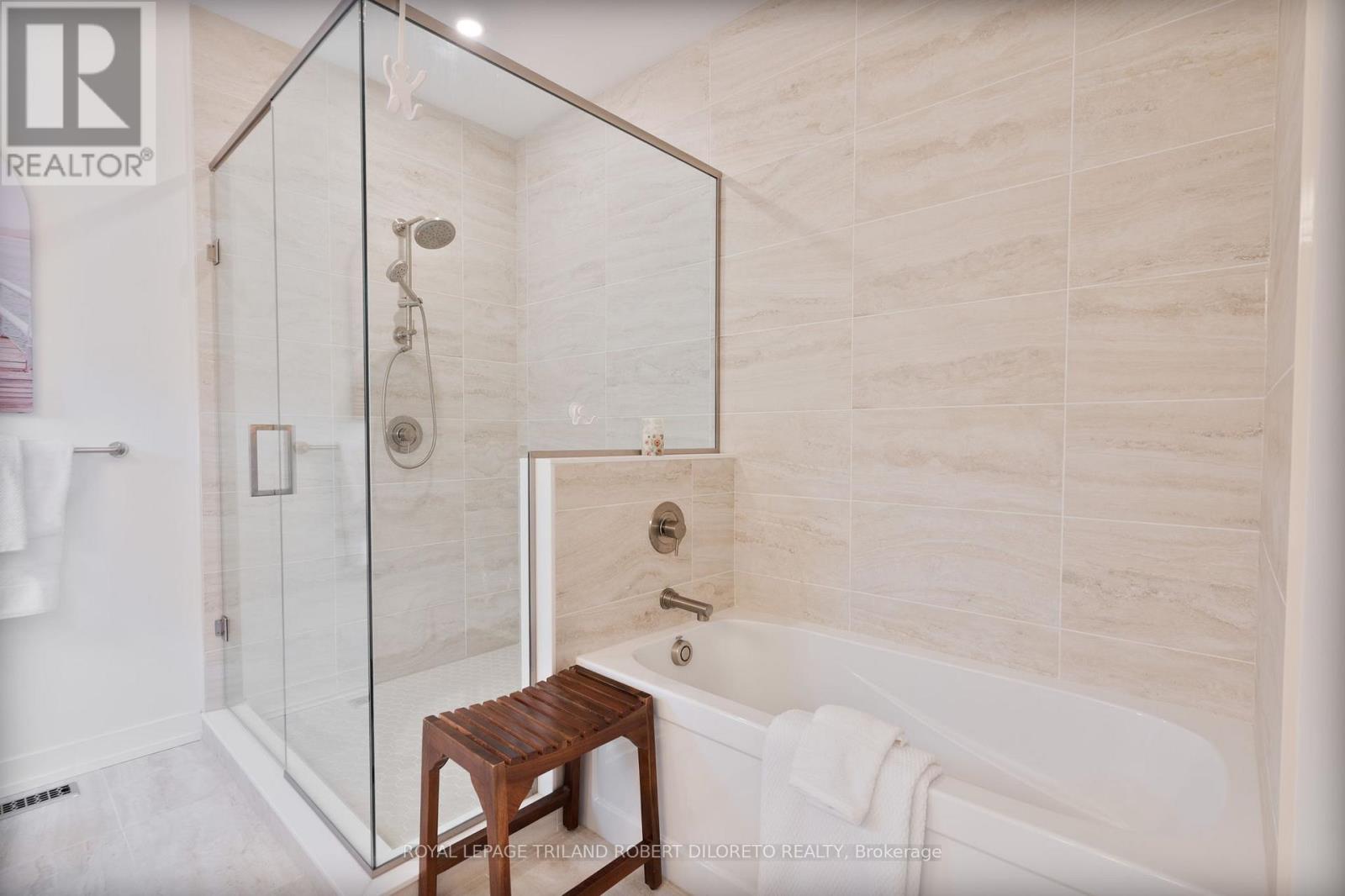 1608 Ed Ervasti Lane, London South, Ontario  N6K 5R7 - Photo 20 - X12703000