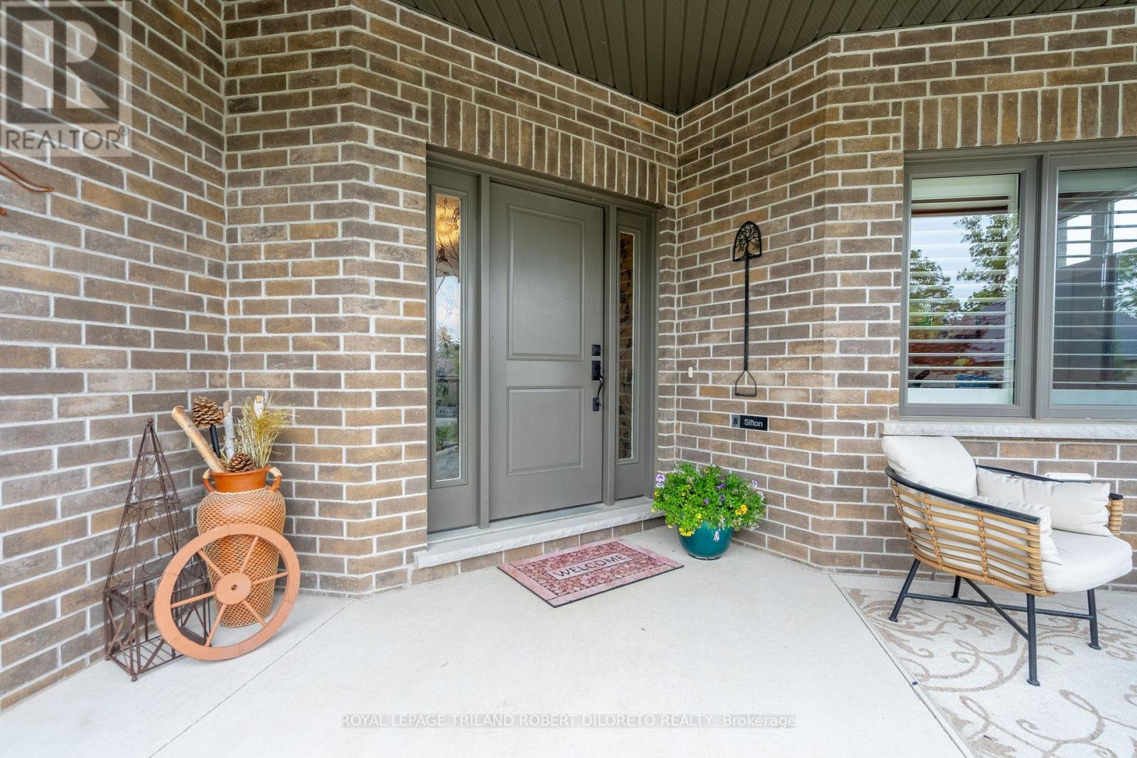 1608 Ed Ervasti Lane, London South, Ontario  N6K 5R7 - Photo 3 - X12703000