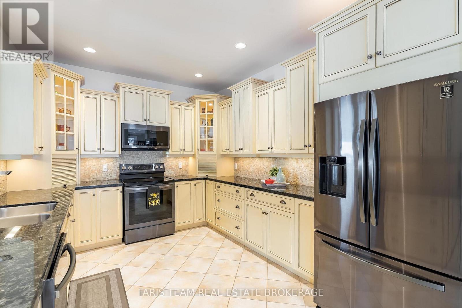 130 Concession 15 W, Tiny, Ontario  L9M 0N8 - Photo 7 - S12424833