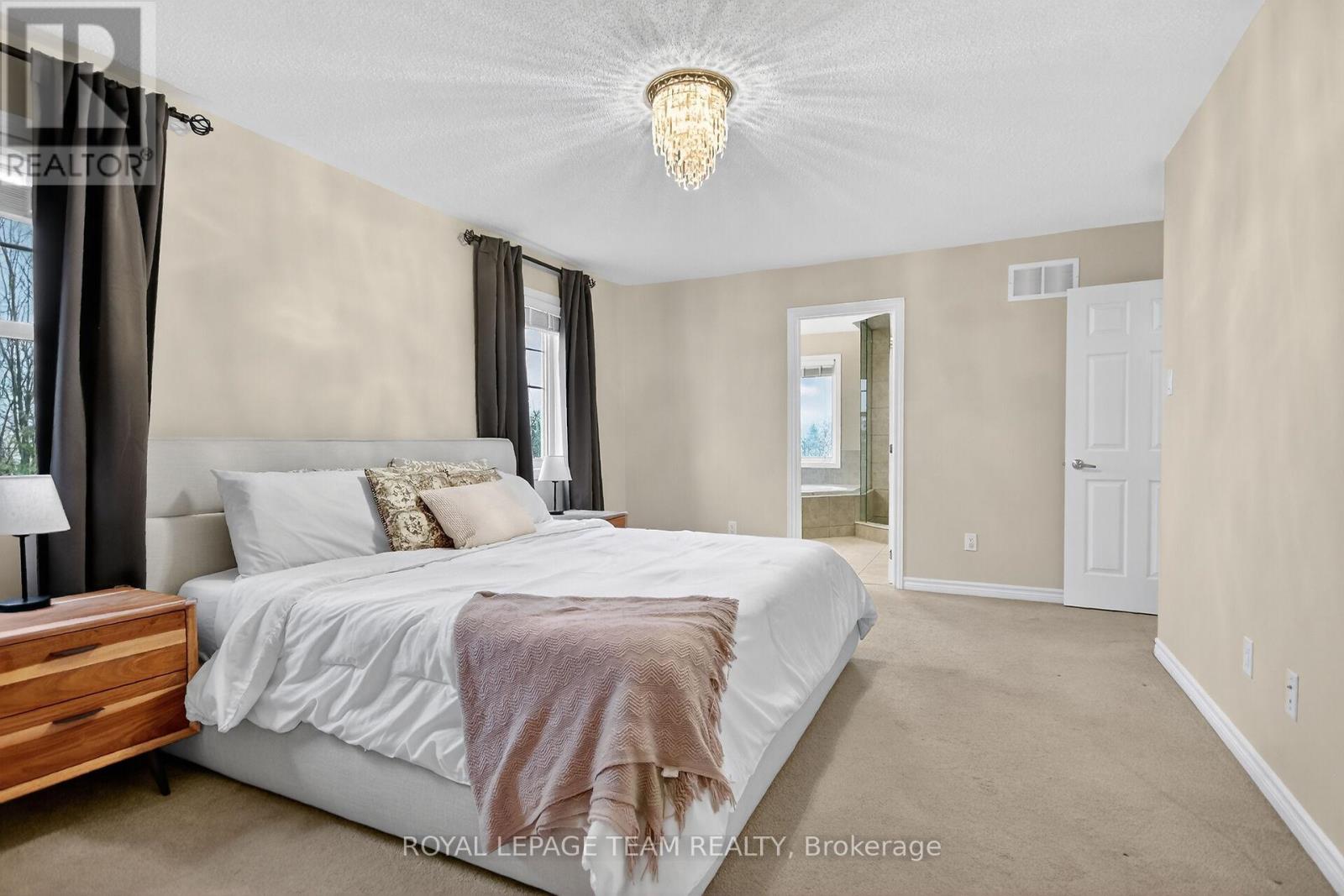 317 Gallantry Way, Ottawa, Ontario  K2S 0P8 - Photo 11 - X12702806