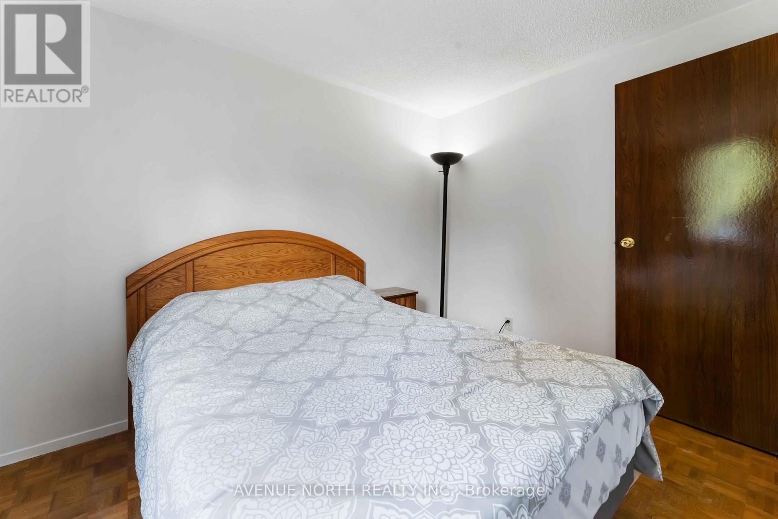 2178 Erinbrook Crescent, Ottawa, Ontario  K1B 4J4 - Photo 19 - X12702844