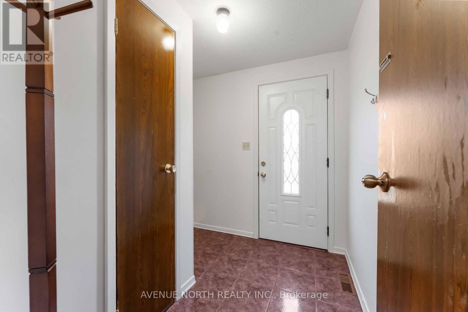 2178 Erinbrook Crescent, Ottawa, Ontario  K1B 4J4 - Photo 21 - X12702844