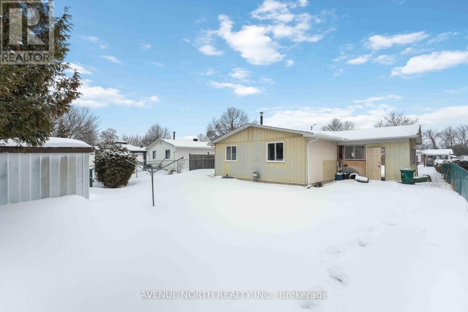 2178 Erinbrook Crescent, Ottawa, Ontario  K1B 4J4 - Photo 30 - X12702844