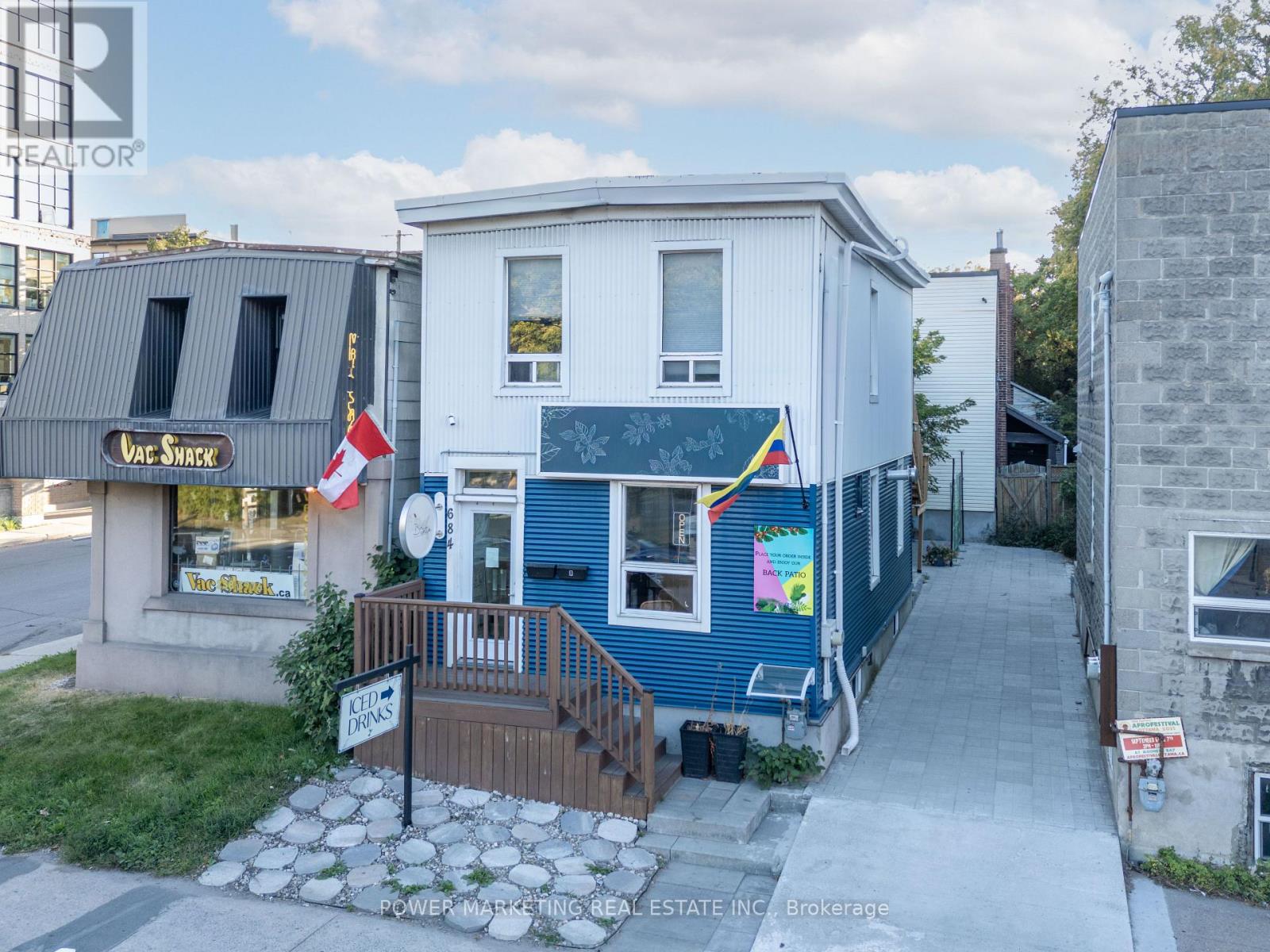 A&b - 684 Bronson Avenue, Ottawa, Ontario  K1S 4E9 - Photo 1 - X12702992