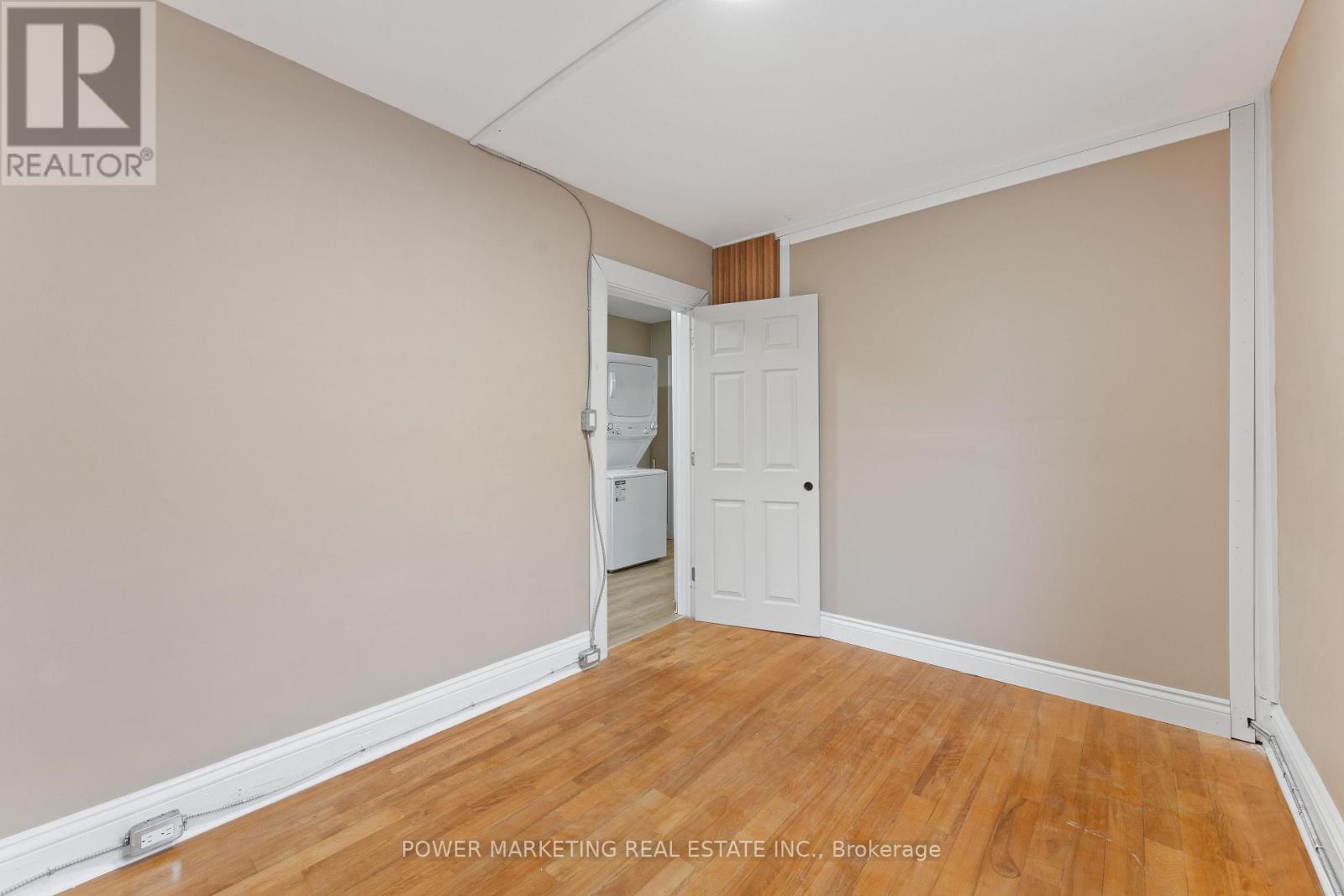 A&b - 684 Bronson Avenue, Ottawa, Ontario  K1S 4E9 - Photo 13 - X12702992