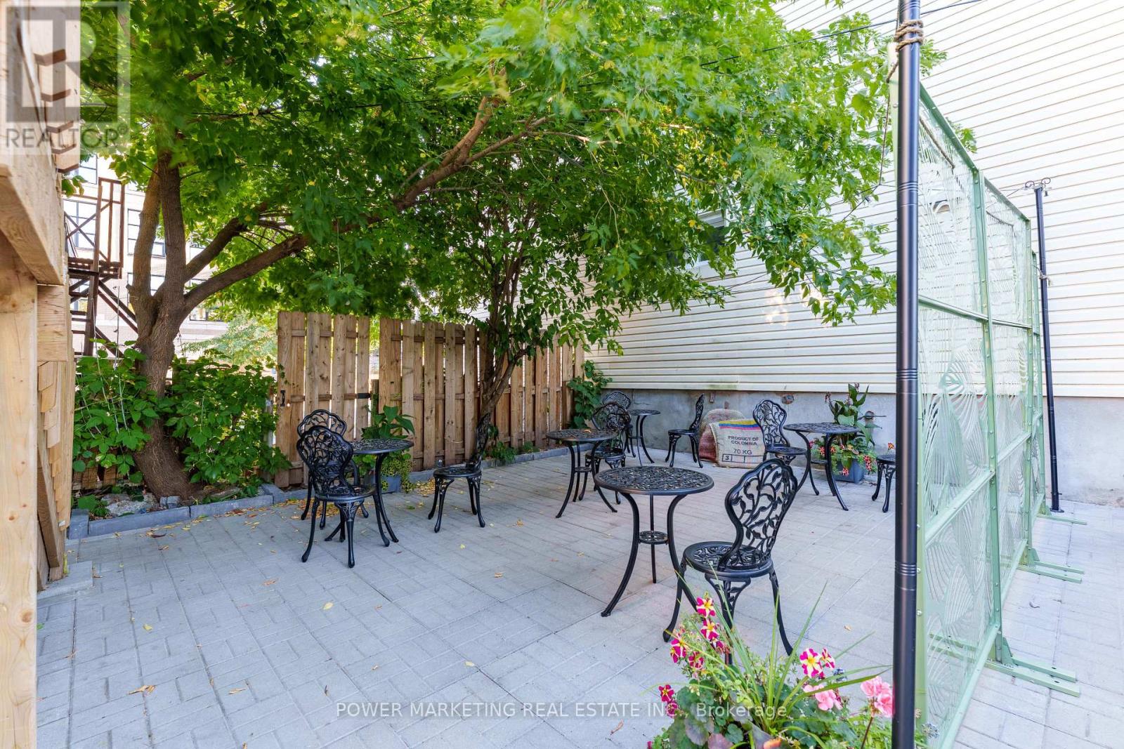 A&b - 684 Bronson Avenue, Ottawa, Ontario  K1S 4E9 - Photo 18 - X12702992