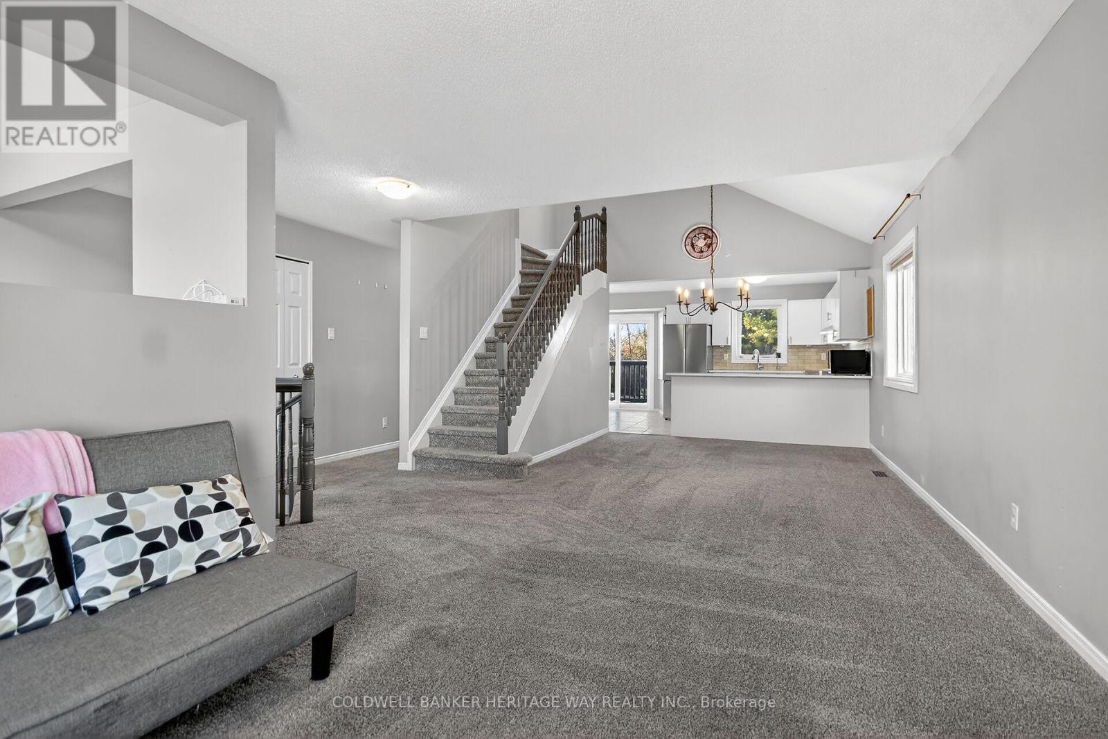 160 Patterson Crescent, Carleton Place, Ontario  K7C 4P3 - Photo 5 - X12703008