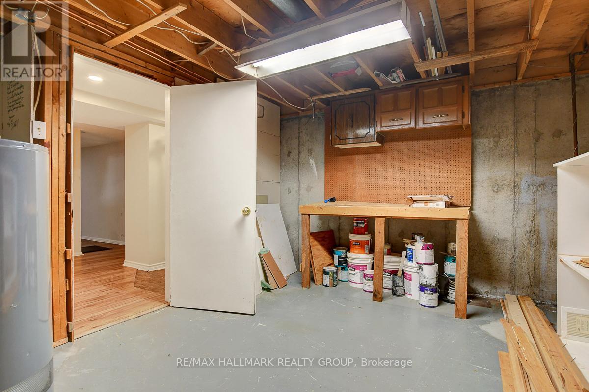 71 Morton Drive, Ottawa, Ontario  K2L 1W9 - Photo 37 - X12703014