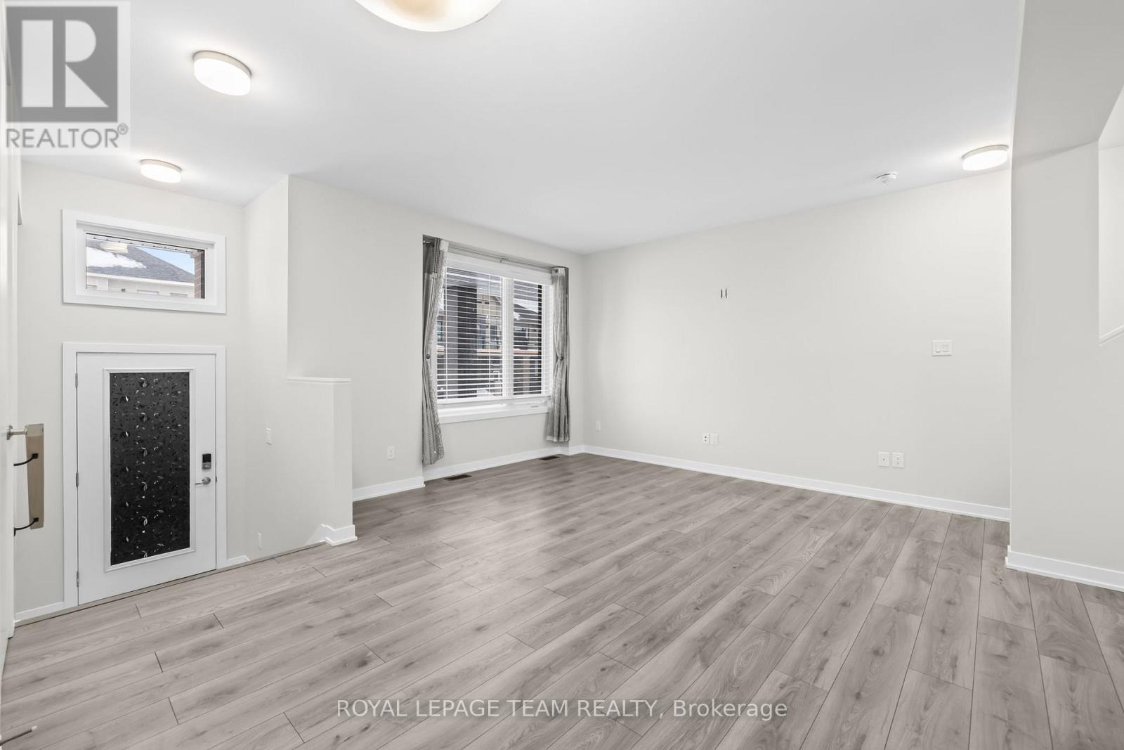 335 Catsfoot Walk, Ottawa, Ontario  K2J 7G9 - Photo 3 - X12703018